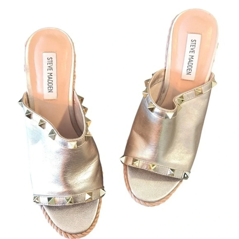Steve Madden Gold Studded Espadrille‎ Wedge Mules Womens 7.5 Metallic Platform